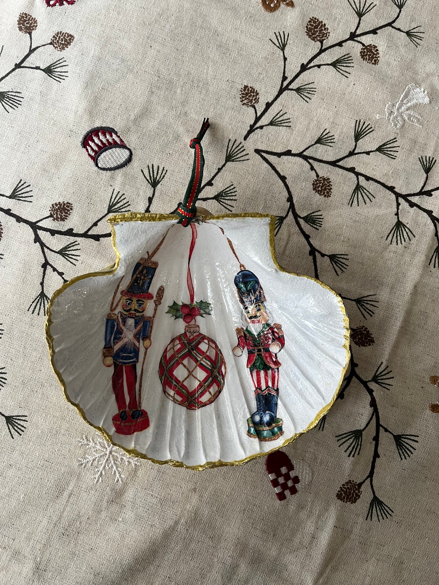 Concha decorativa cascanueces