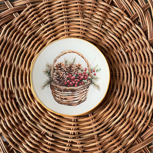 Plato de pan cesta navideña