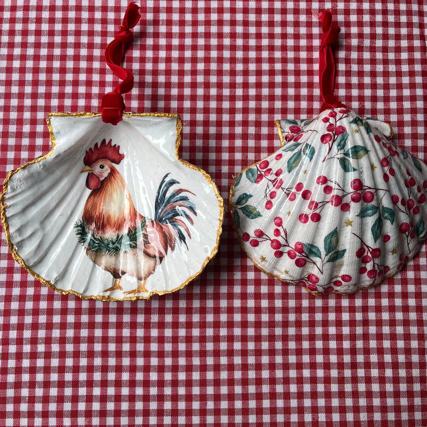Concha de vieira gallo navideño
