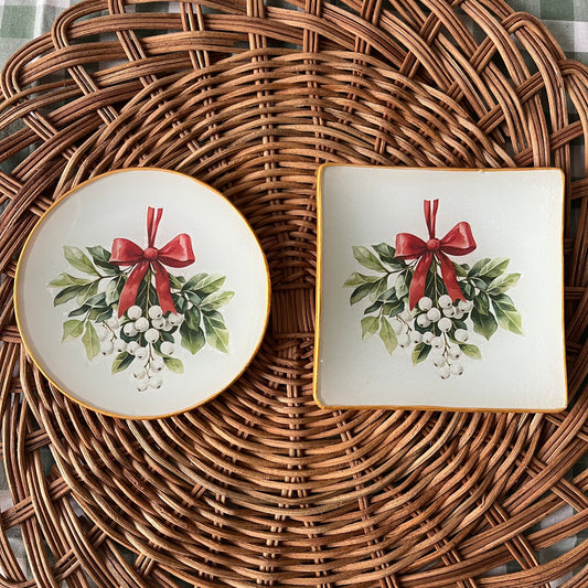 Plato de pan ramo bayas blancas