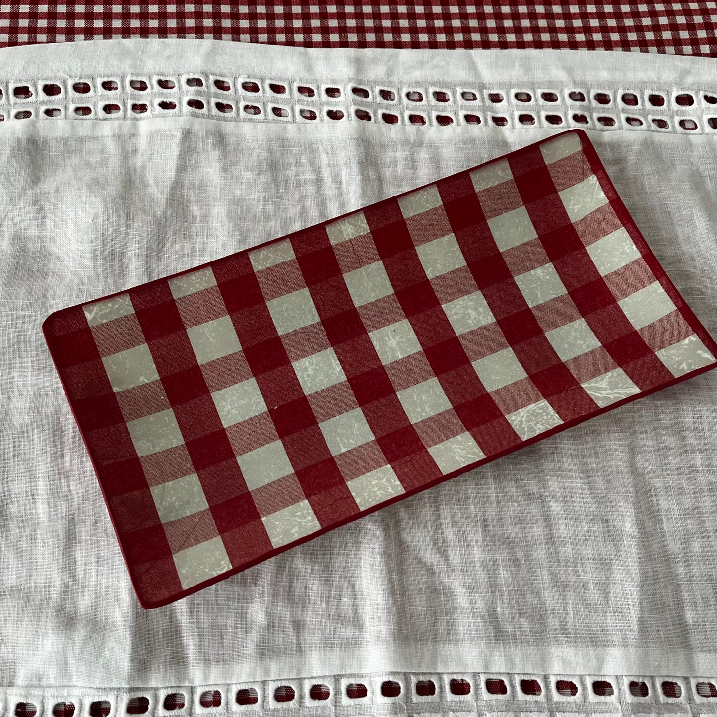 Bandeja rectangular cuadro Vichy rojo grande