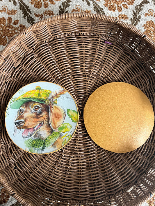 Plato perro tirolés