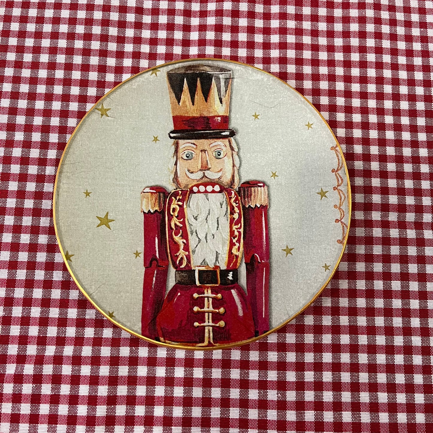 Plato NUTCRACKER