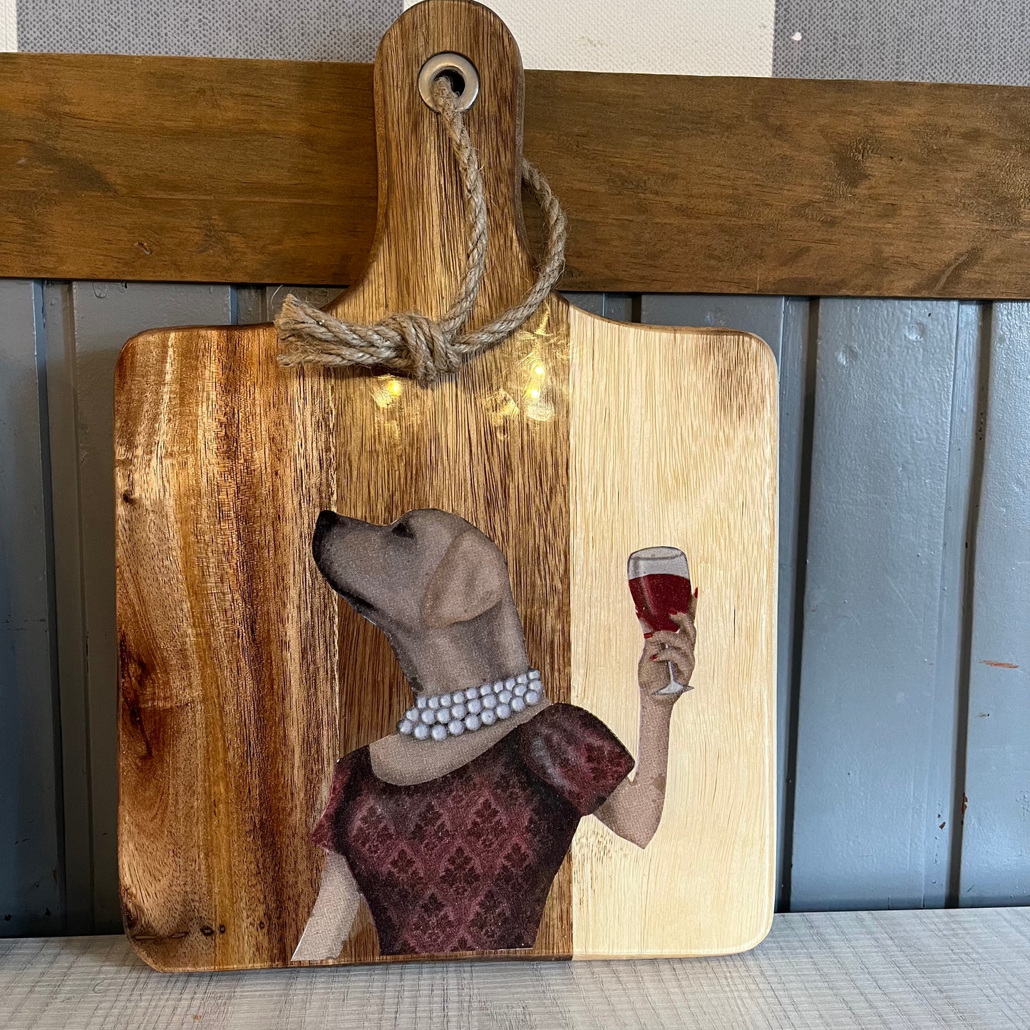 Tabla de madera dog and wine